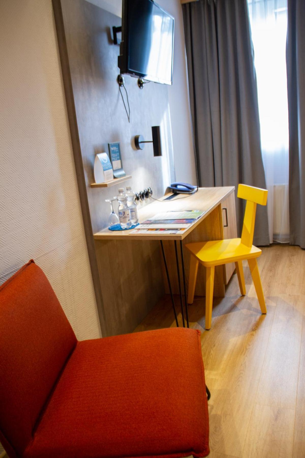 Hotel-Restaurant Steuermann Karlsruhe Esterno foto