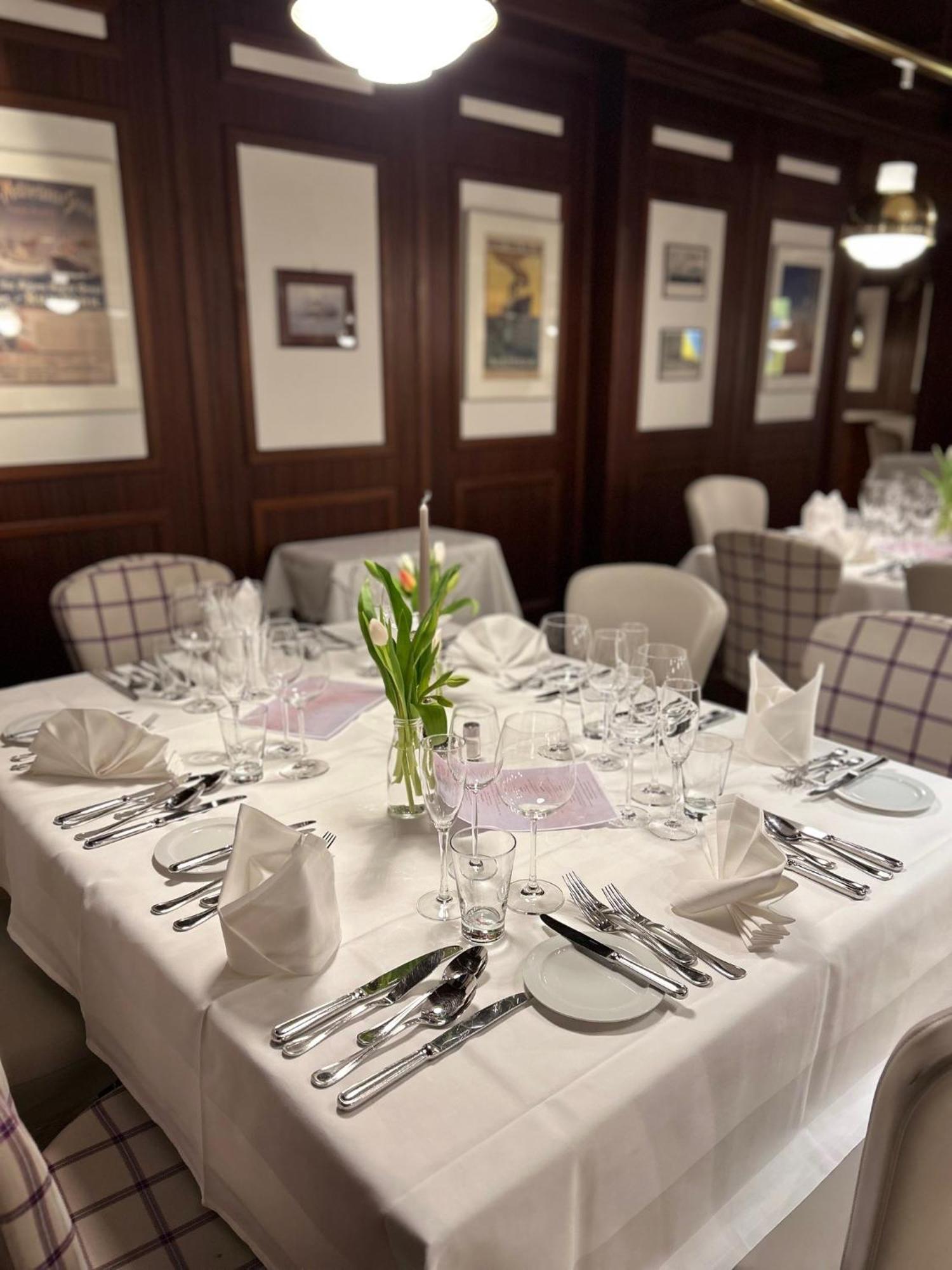 Hotel-Restaurant Steuermann Karlsruhe Esterno foto
